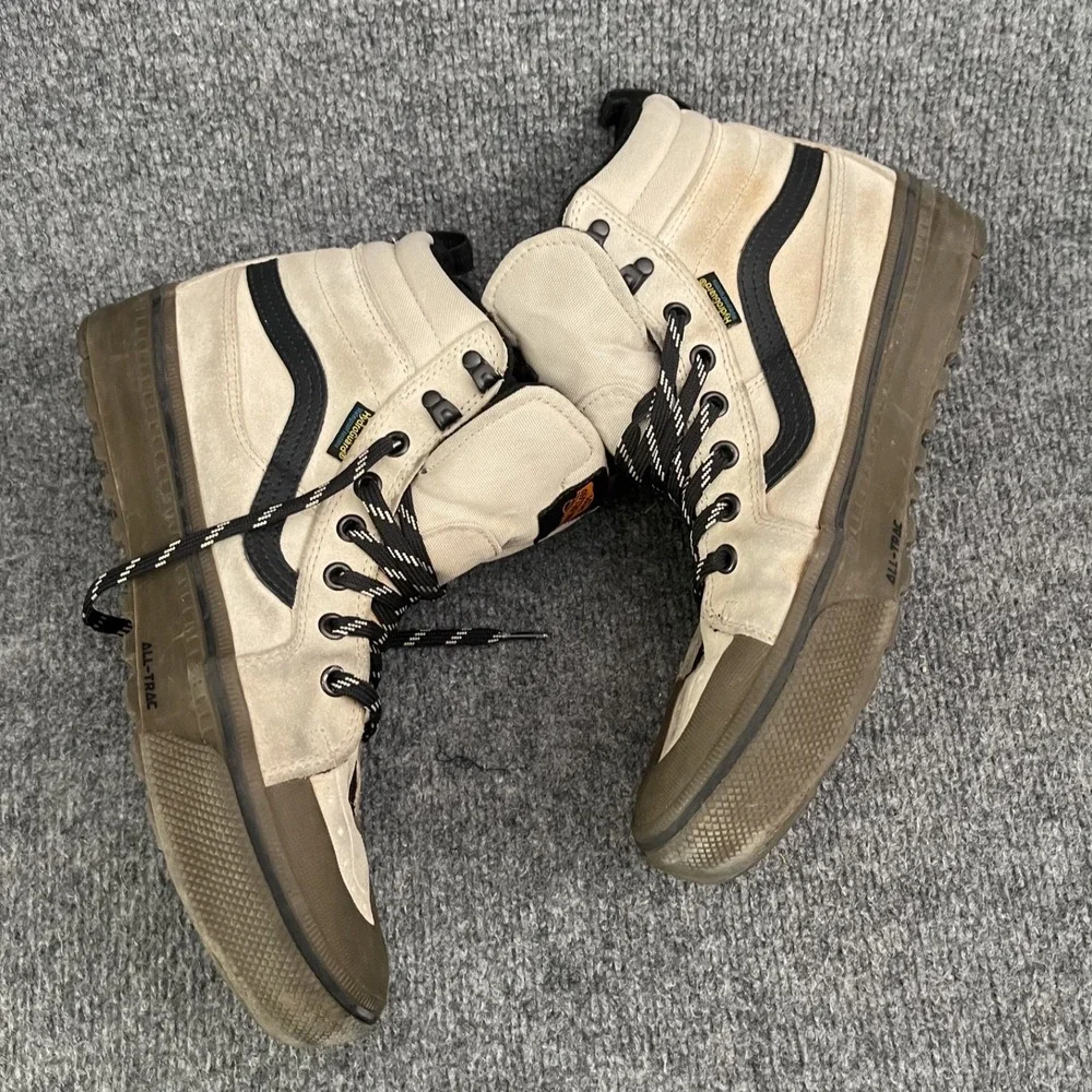 Vans Sk8-Hi Waterproof Shoes Mens Sz 9 Insulated MTE Oatmeal Black VN000DAQZO2